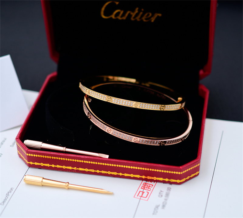 Cartier Bracelet 052